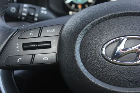 DG22LXF Hyundai i20 1.0T GDi 48V MHD SE Connect 5dr Thumbnail #16