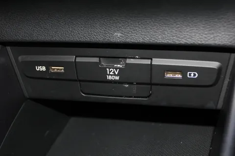 DG22LXF Hyundai i20 1.0T GDi 48V MHD SE Connect 5dr Thumbnail #21