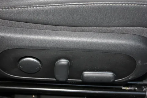 EN74VDX Hyundai Kona 1.6 Hybrid 129 Ultimate 5dr DCT Thumbnail #19