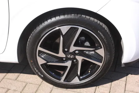 EF25OBC Hyundai i10 1.0 [63] Premium 5dr Auto [Nav] Thumbnail #6
