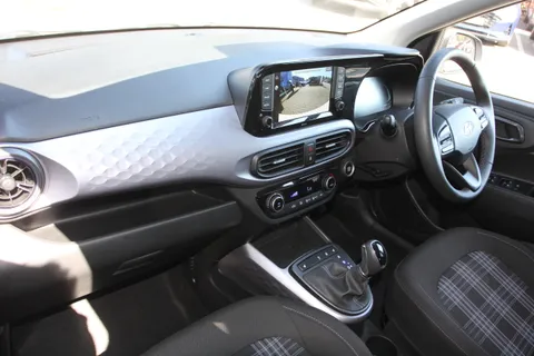 EF25OBC Hyundai i10 1.0 [63] Premium 5dr Auto [Nav] Thumbnail #9