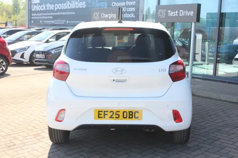 EF25OBC Hyundai i10 1.0 [63] Premium 5dr Auto [Nav] Thumbnail #30