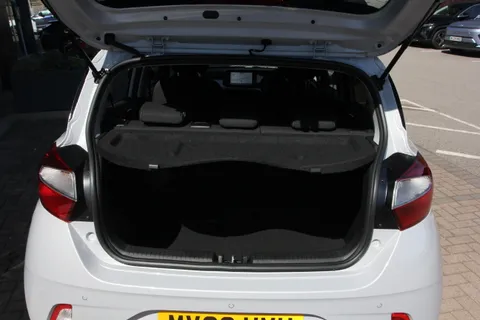 MV26WXH Hyundai i10 1.2 [79] Premium 5dr Auto [Nav] Thumbnail #14