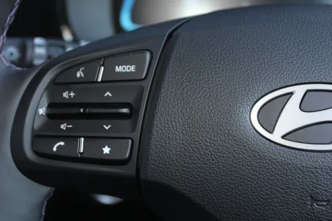 MV26WXH Hyundai i10 1.2 [79] Premium 5dr Auto [Nav] Thumbnail #19