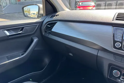 GD18LCG Škoda Fabia 1.0 TSI SE L 5dr Thumbnail #30