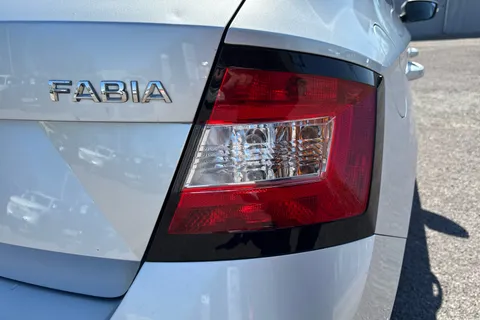 GD18LCG Škoda Fabia 1.0 TSI SE L 5dr Thumbnail #37