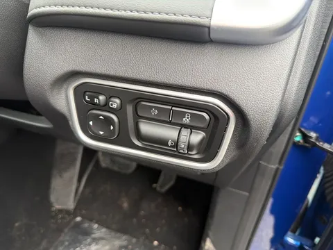 DE75VZZ GWM POER300 2.4D Turbo Ultra Double Cab Pickup 4X4 Auto Thumbnail #14