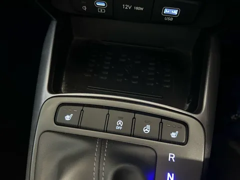 EN25AJX Hyundai i10 1.0 [63] Premium 5dr Auto [Nav] Thumbnail #27