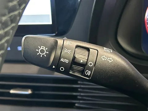 EA25YHX Hyundai i20 1.0T GDi Premium 5dr DCT Thumbnail #29