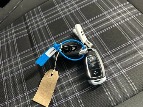 EN25AJX Hyundai i10 1.0 [63] Premium 5dr Auto [Nav] Thumbnail #29