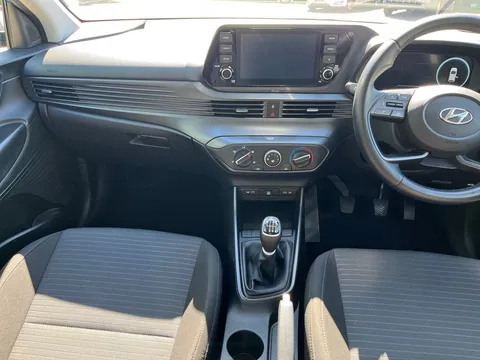 PJ22JUC Hyundai i20 1.0T GDi 48V MHD SE Connect 5dr Thumbnail #13