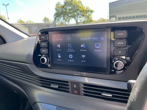 PJ22JUC Hyundai i20 1.0T GDi 48V MHD SE Connect 5dr Thumbnail #28