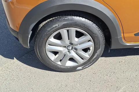 BP71CWR Dacia Sandero Stepway 1.0 TCe Comfort 5dr Thumbnail #5