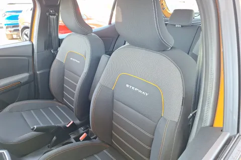 BP71CWR Dacia Sandero Stepway 1.0 TCe Comfort 5dr Thumbnail #15
