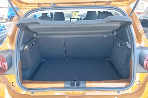 BP71CWR Dacia Sandero Stepway 1.0 TCe Comfort 5dr Thumbnail #18