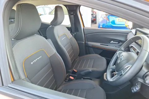 BP71CWR Dacia Sandero Stepway 1.0 TCe Comfort 5dr Thumbnail #20