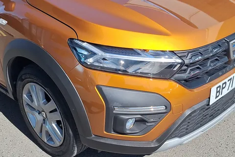 BP71CWR Dacia Sandero Stepway 1.0 TCe Comfort 5dr Thumbnail #31