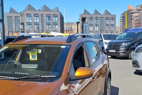 BP71CWR Dacia Sandero Stepway 1.0 TCe Comfort 5dr Thumbnail #32