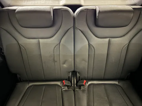 15 of 44 for HYUNDAI SANTA FE 1.6 TGDi Hybrid Ultimate 5dr 4WD Auto