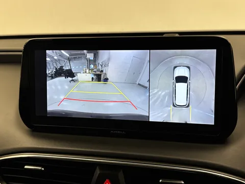 29 of 44 for HYUNDAI SANTA FE 1.6 TGDi Hybrid Ultimate 5dr 4WD Auto