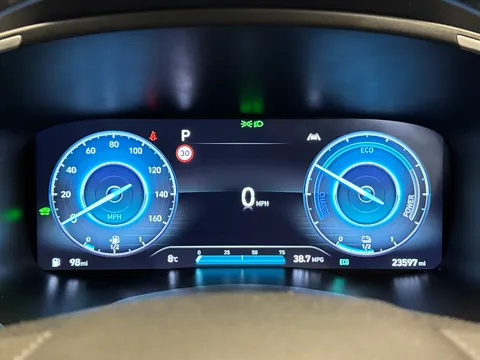 34 of 44 for HYUNDAI SANTA FE 1.6 TGDi Hybrid Ultimate 5dr 4WD Auto