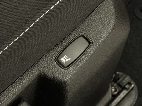 DL22GJV Dacia Duster 1.5 Blue dCi Prestige 5dr 4X4 Thumbnail #20