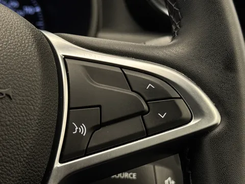 DL22GJV Dacia Duster 1.5 Blue dCi Prestige 5dr 4X4 Thumbnail #22
