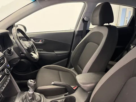 13 of 36 for HYUNDAI KONA 1.0T GDi Blue Drive Premium 5dr
