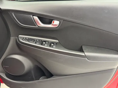 NA23AJU Hyundai Kona 1.0 TGDi 48V MHEV Premium 5dr Thumbnail #17
