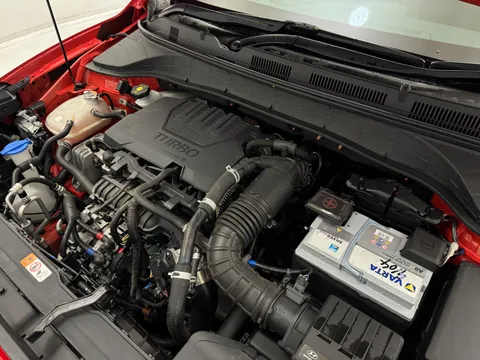 NA23AJU Hyundai Kona 1.0 TGDi 48V MHEV Premium 5dr Thumbnail #28