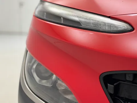 NA23AJU Hyundai Kona 1.0 TGDi 48V MHEV Premium 5dr Thumbnail #31