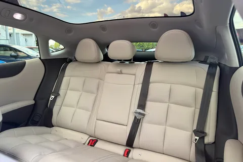 MH75HGM Mg Motor Uk Im5 217kW Standard Range 75kWh 5dr Auto Thumbnail #9