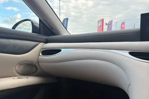 MH75HGM Mg Motor Uk Im5 217kW Standard Range 75kWh 5dr Auto Thumbnail #28