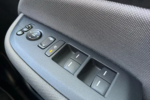 DG70XSP Honda Jazz 1.5 i-MMD Hybrid Crosstar EX 5dr eCVT Thumbnail #22