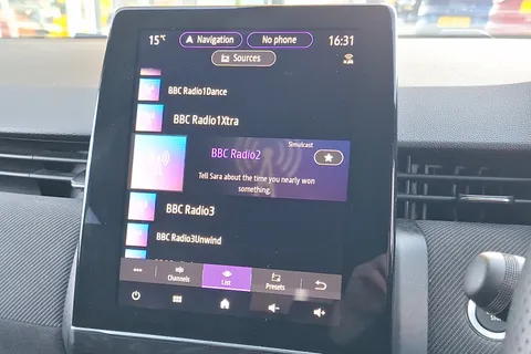 HT25FNW Renault Clio 1.0 TCe 90 Esprit Alpine 5dr Thumbnail #17