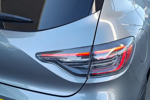 HT25FNW Renault Clio 1.0 TCe 90 Esprit Alpine 5dr Thumbnail #38