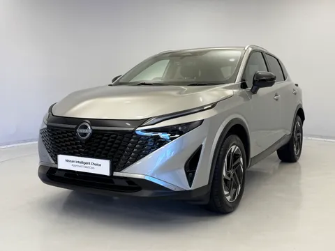 DX75XLN Nissan Qashqai 1.3 DiG-T MH N-Connecta 5dr Thumbnail #5