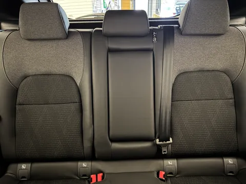 DX75XLN Nissan Qashqai 1.3 DiG-T MH N-Connecta 5dr Thumbnail #16