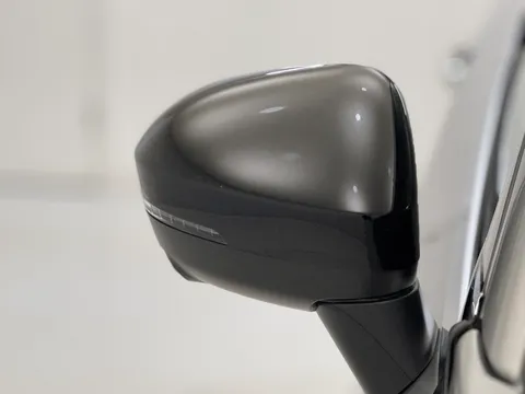 DX75XLN Nissan Qashqai 1.3 DiG-T MH N-Connecta 5dr Thumbnail #30