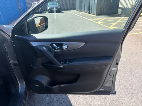 FN19NPO Nissan Qashqai 1.3 DiG-T 160 Tekna 5dr DCT Thumbnail #18