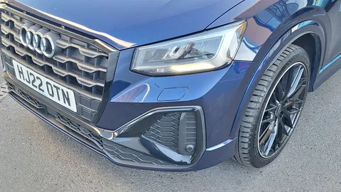 HJ22OTN Audi Q2 35 TFSI Black Edition 5dr S Tronic Thumbnail #21