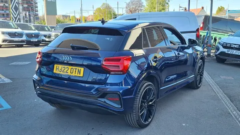 HJ22OTN Audi Q2 35 TFSI Black Edition 5dr S Tronic Thumbnail #4