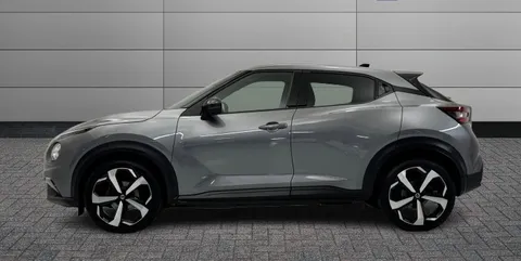 DY73GWL Nissan Juke 1.6 Hybrid Tekna 5dr Auto Thumbnail #4