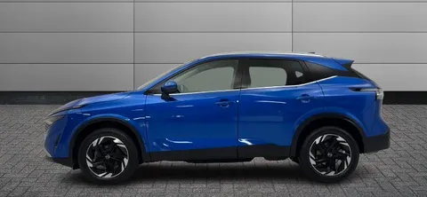 LF75EKP Nissan Qashqai 1.3 DiG-T MH N-Connecta [Glass Roof] 5dr Thumbnail #4