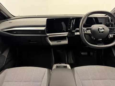 11 of 30 for Renault Megane E-Tech EV60 160kW Launch Edition 60kWh OC 5dr Auto