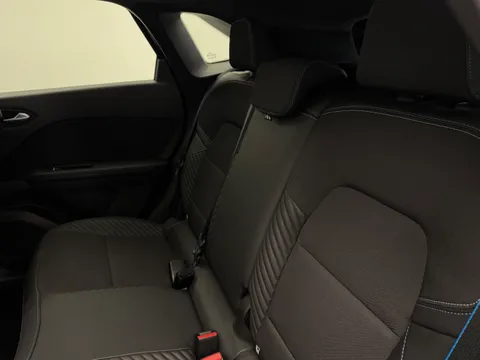 HT74FYZ Renault Symbioz 1.6 E-Tech FHEV 145 Techno Esprit Alpine 5dr Auto Thumbnail #18