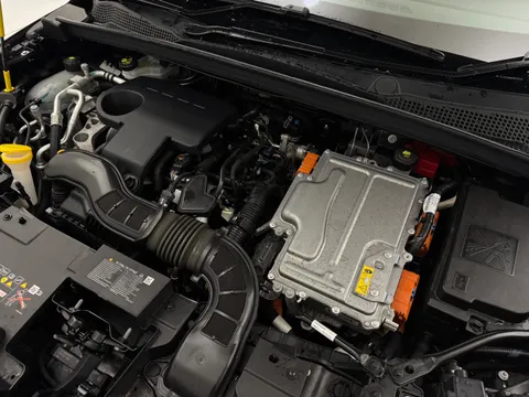 HT74FYZ Renault Symbioz 1.6 E-Tech FHEV 145 Techno Esprit Alpine 5dr Auto Thumbnail #25
