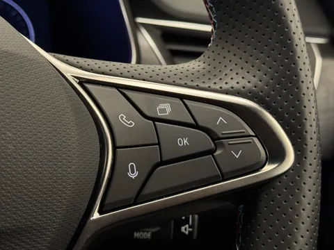 ME74ZGX Renault ARKANA 1.6 E-Tech FHEV 145 Esprit Alpine 5dr Auto Thumbnail #22