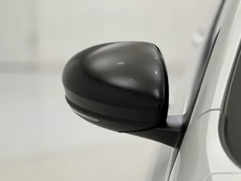 ME74ZGX Renault ARKANA 1.6 E-Tech FHEV 145 Esprit Alpine 5dr Auto Thumbnail #25