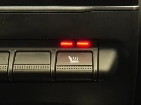 ME74ZGX Renault ARKANA 1.6 E-Tech FHEV 145 Esprit Alpine 5dr Auto Thumbnail #28